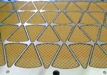 Prensas de wafer com moldes de wafer diferentes 